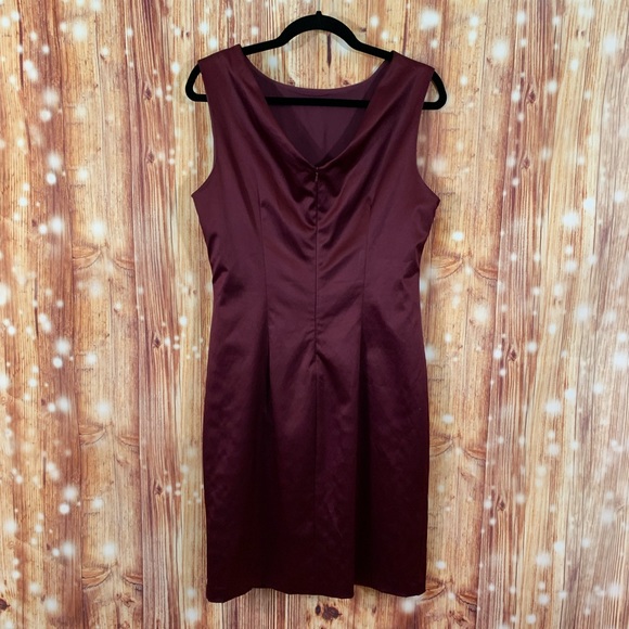 The Limited Bordeaux Sheath Dress Size 10 Draped Front V in Back Burgundy - Picture 7 of 10